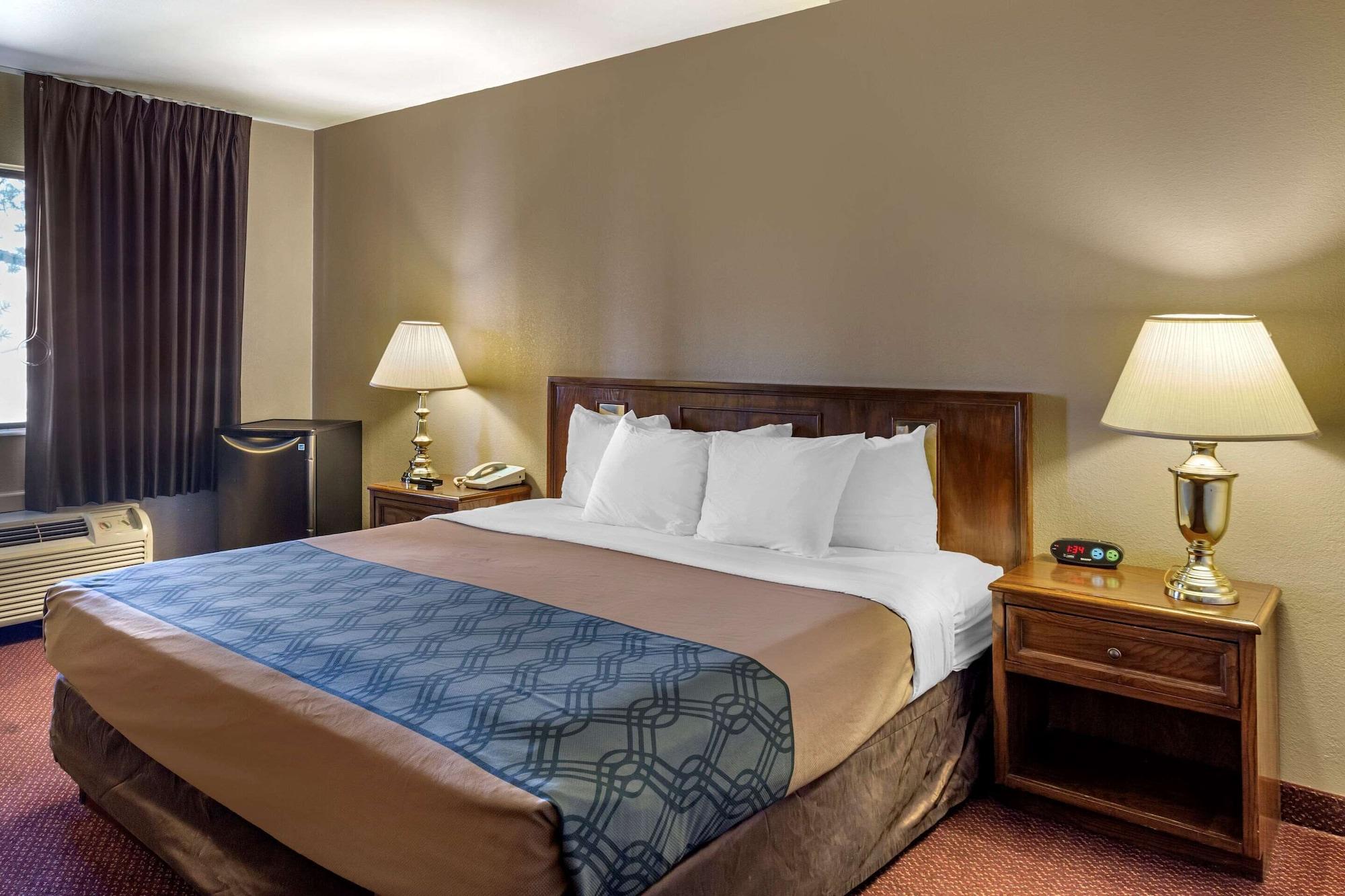 Econo Lodge Inn & Suites Санди Экстерьер фото