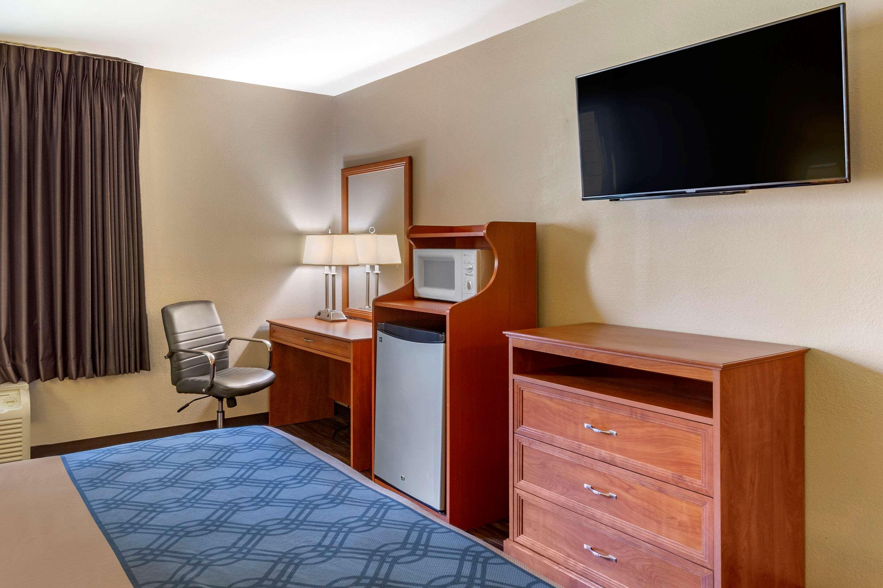 Econo Lodge Inn & Suites Санди Экстерьер фото