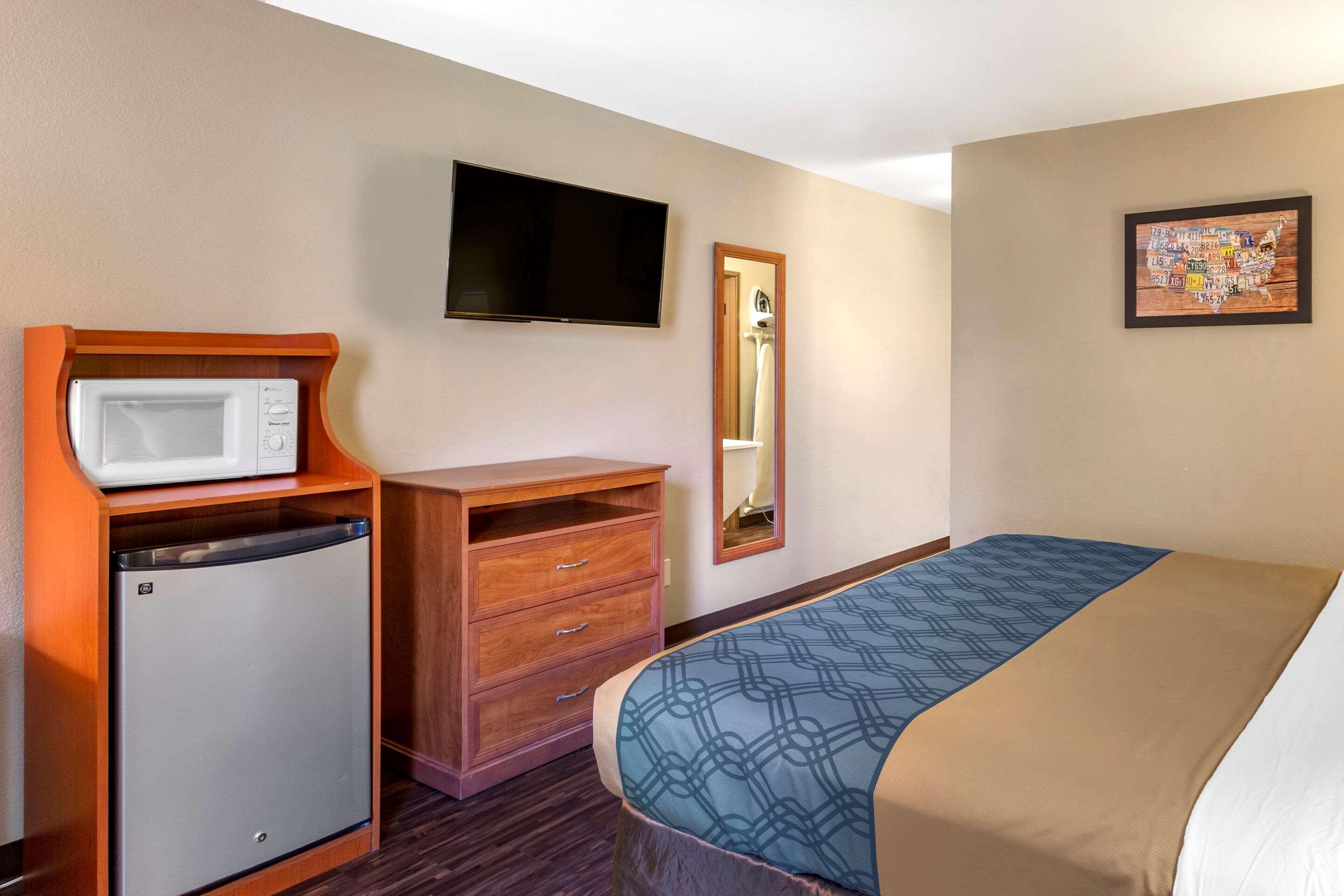 Econo Lodge Inn & Suites Санди Экстерьер фото